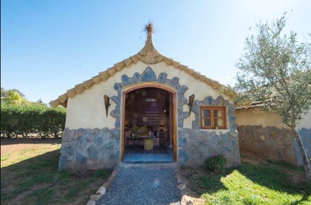 Villa Marco Au Jardin Des Senteurs El Ain المظهر الخارجي الصورة