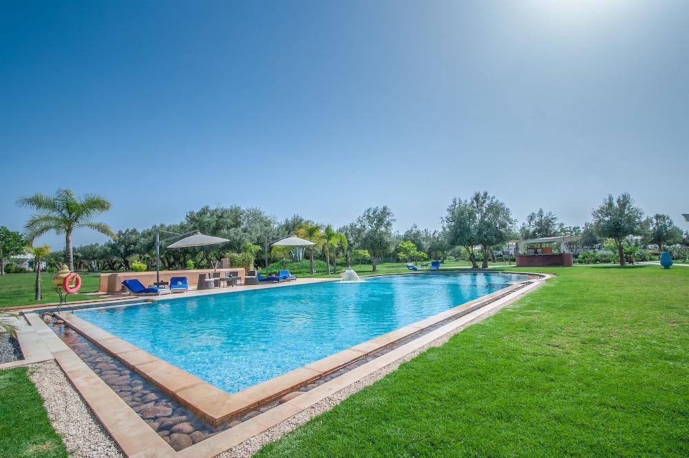 Villa Marco Au Jardin Des Senteurs El Ain المظهر الخارجي الصورة
