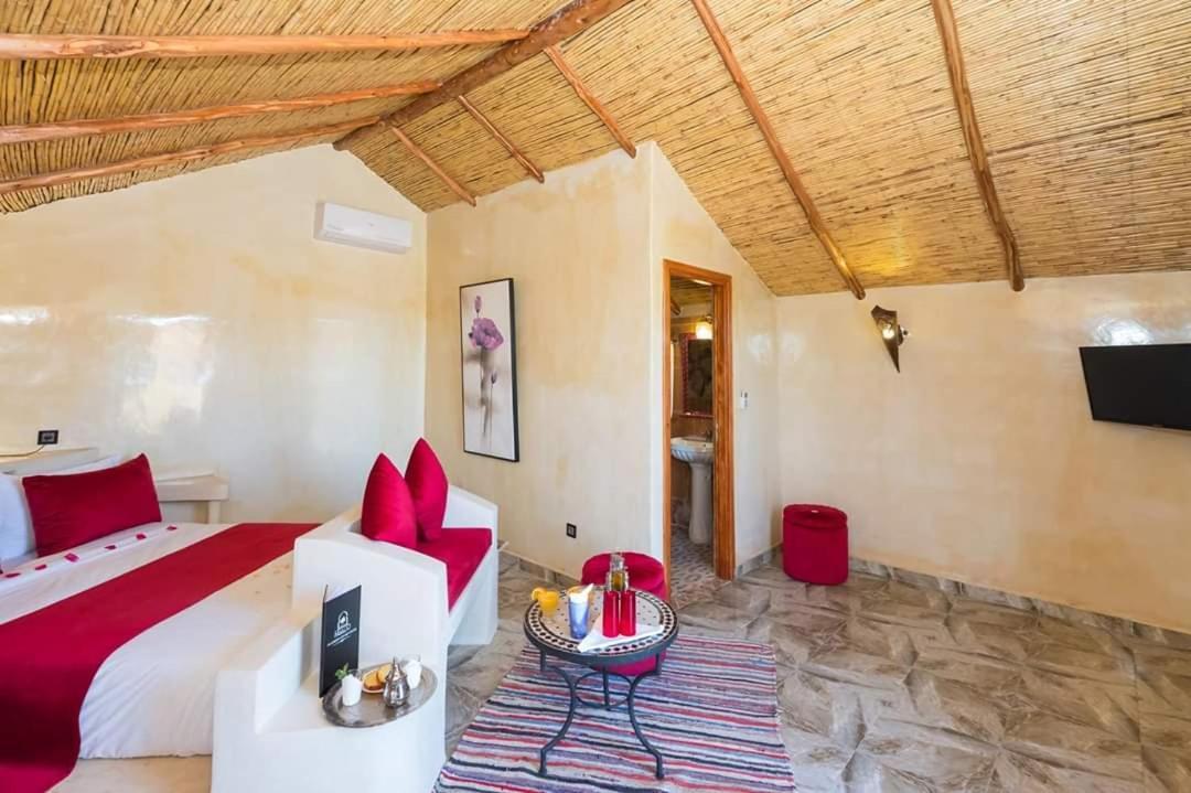 Villa Marco Au Jardin Des Senteurs El Ain المظهر الخارجي الصورة