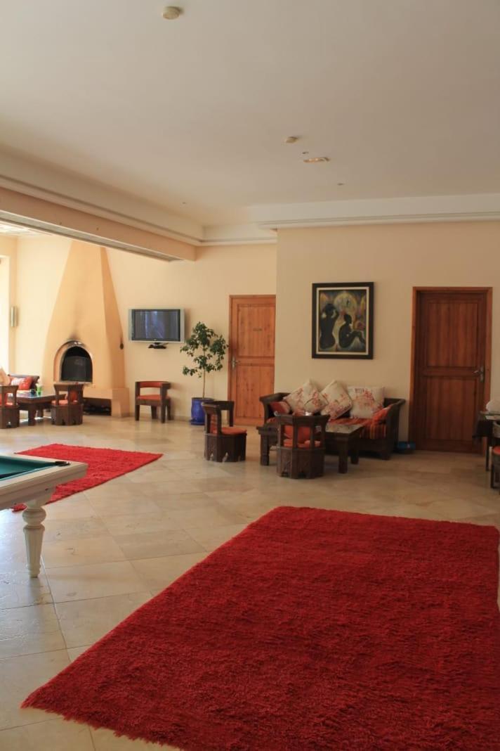 Villa Marco Au Jardin Des Senteurs El Ain المظهر الخارجي الصورة