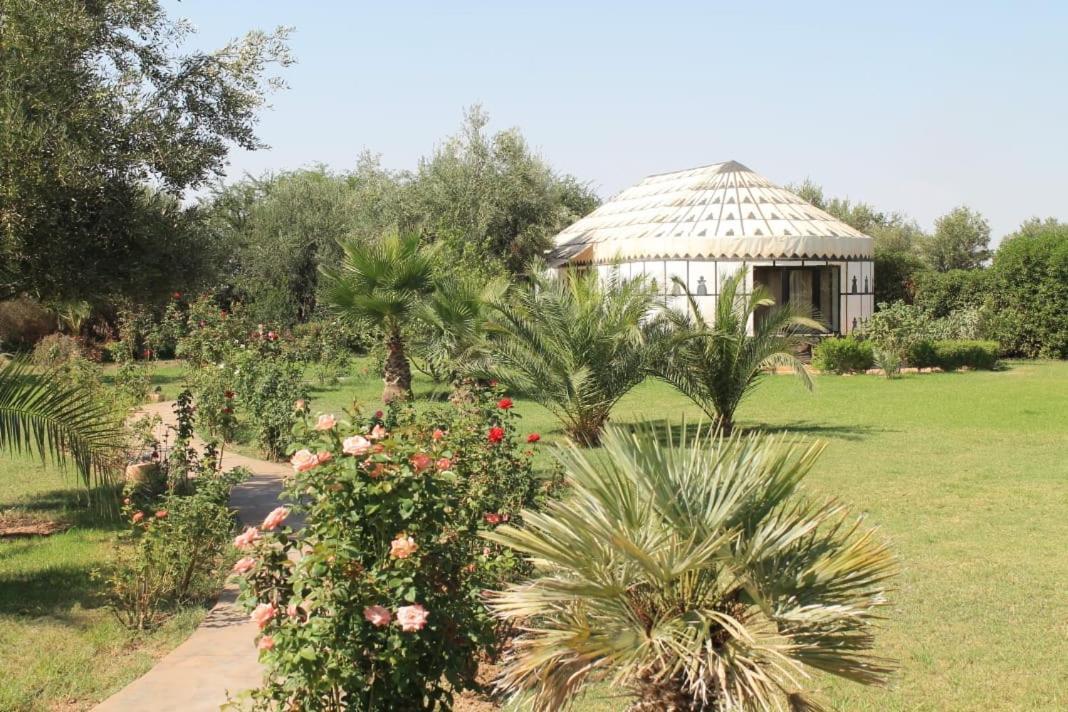 Villa Marco Au Jardin Des Senteurs El Ain المظهر الخارجي الصورة